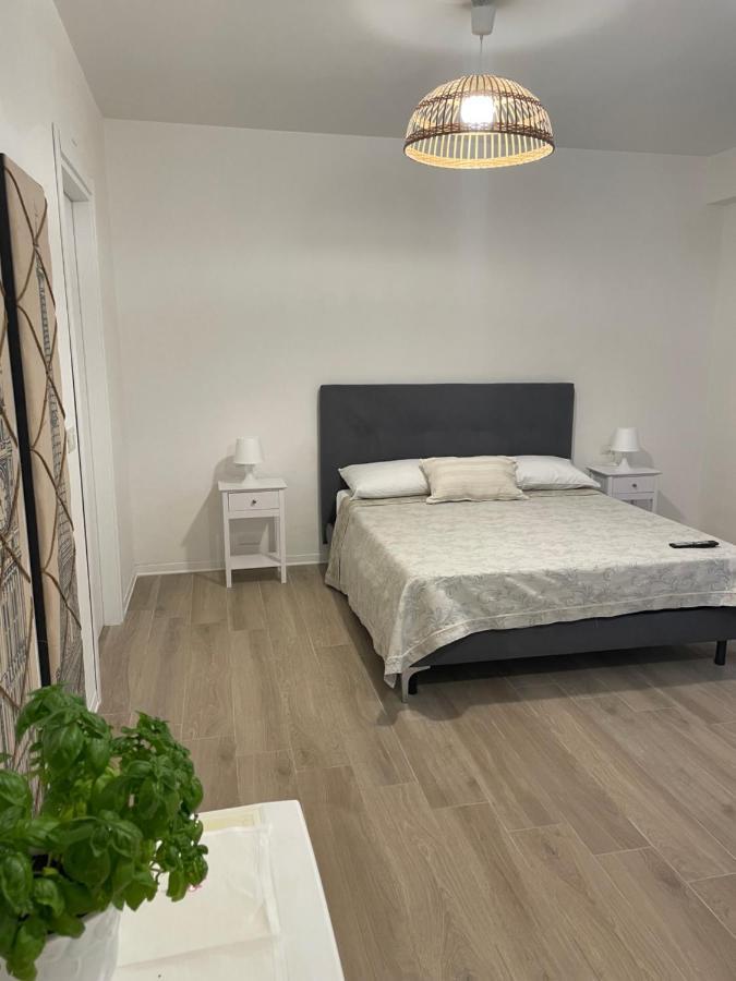 Suite Anita Deluxe Неаполь Экстерьер фото