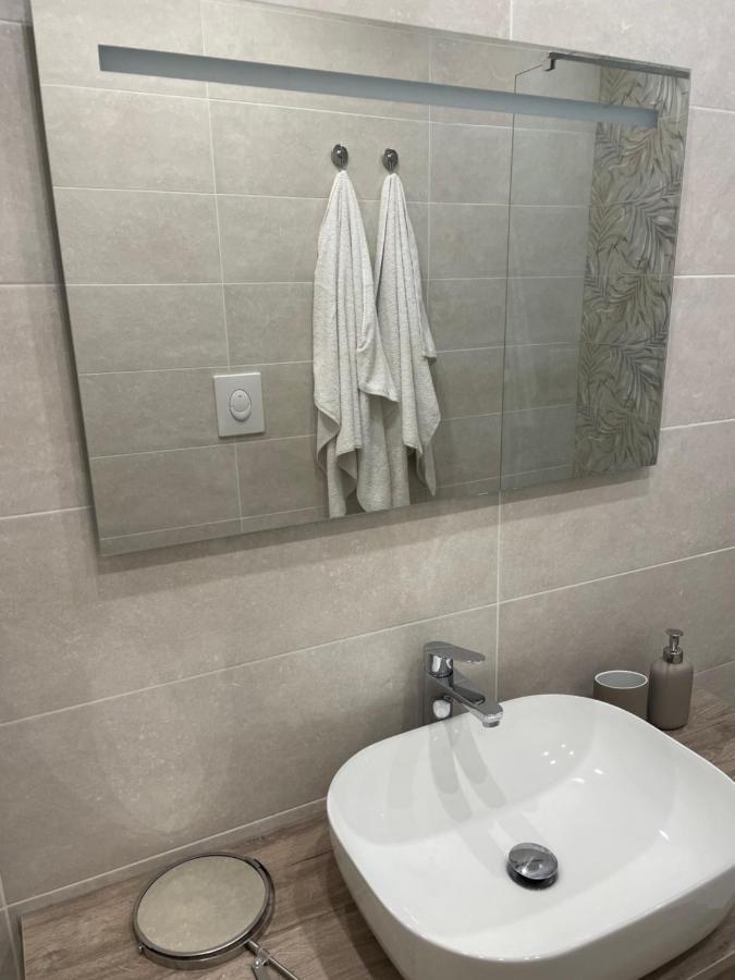 Suite Anita Deluxe Неаполь Экстерьер фото