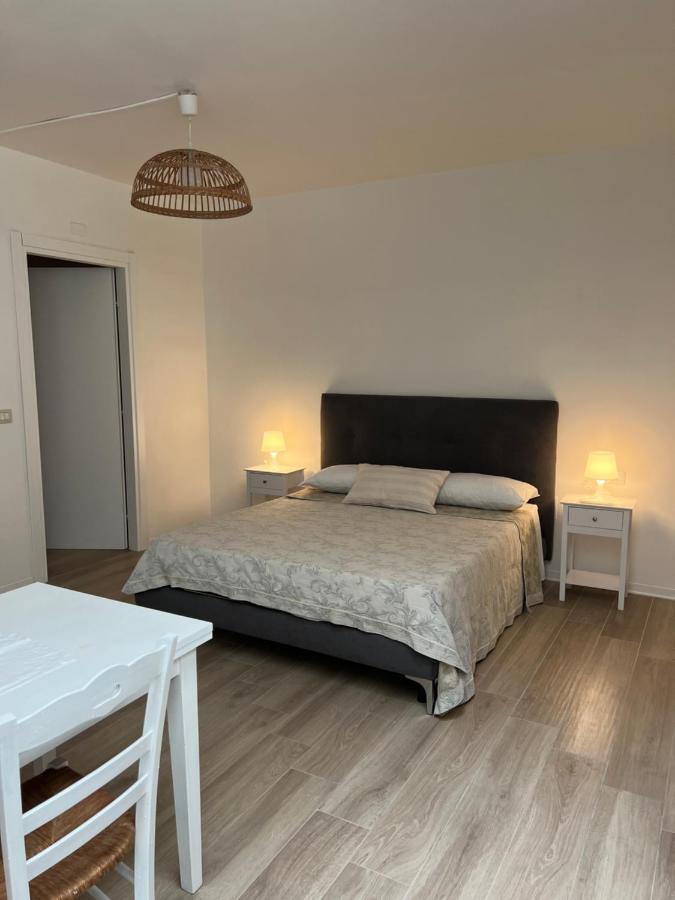 Suite Anita Deluxe Неаполь Экстерьер фото